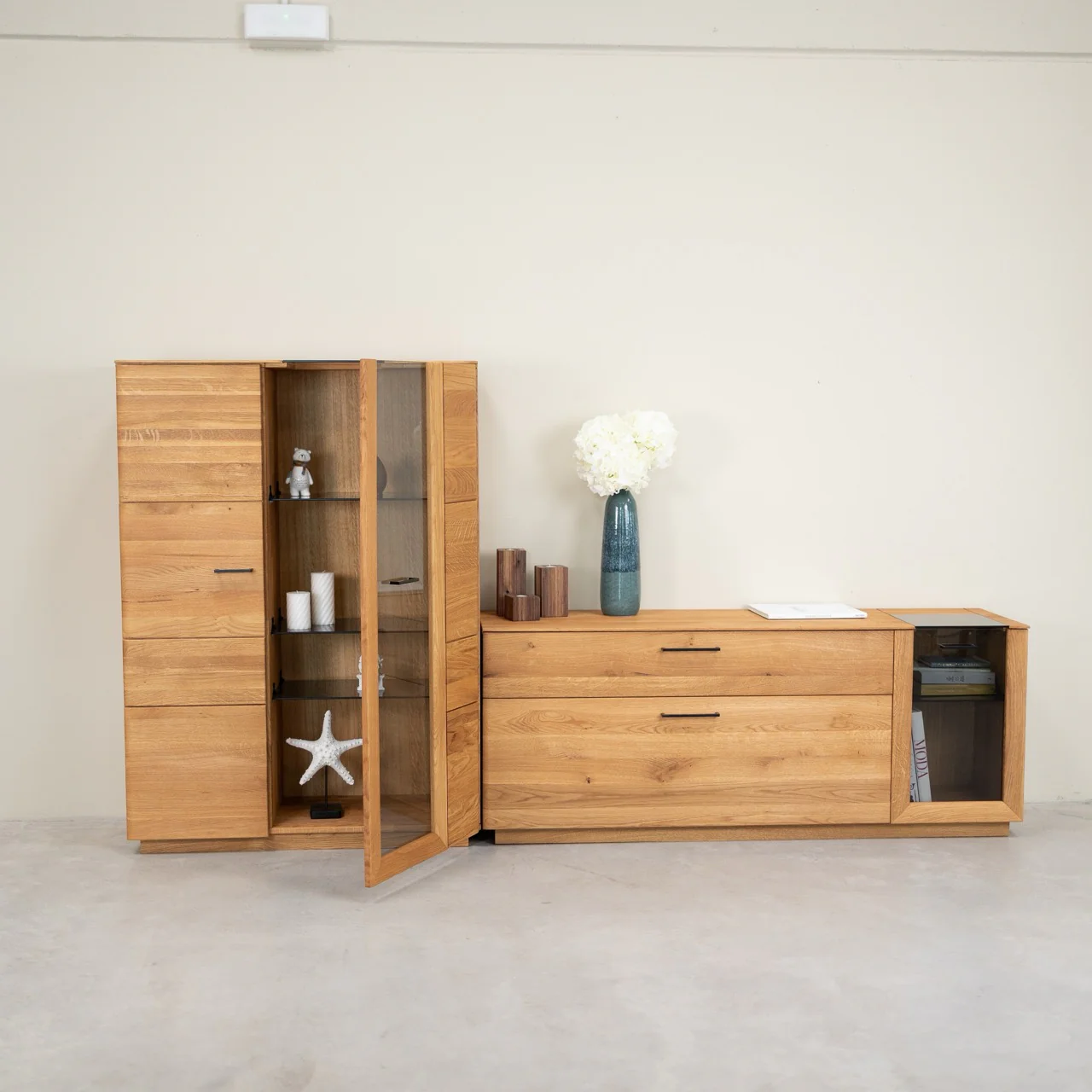 Vetrina in rovere massiccio Arvik | NordicStory - Image 8
