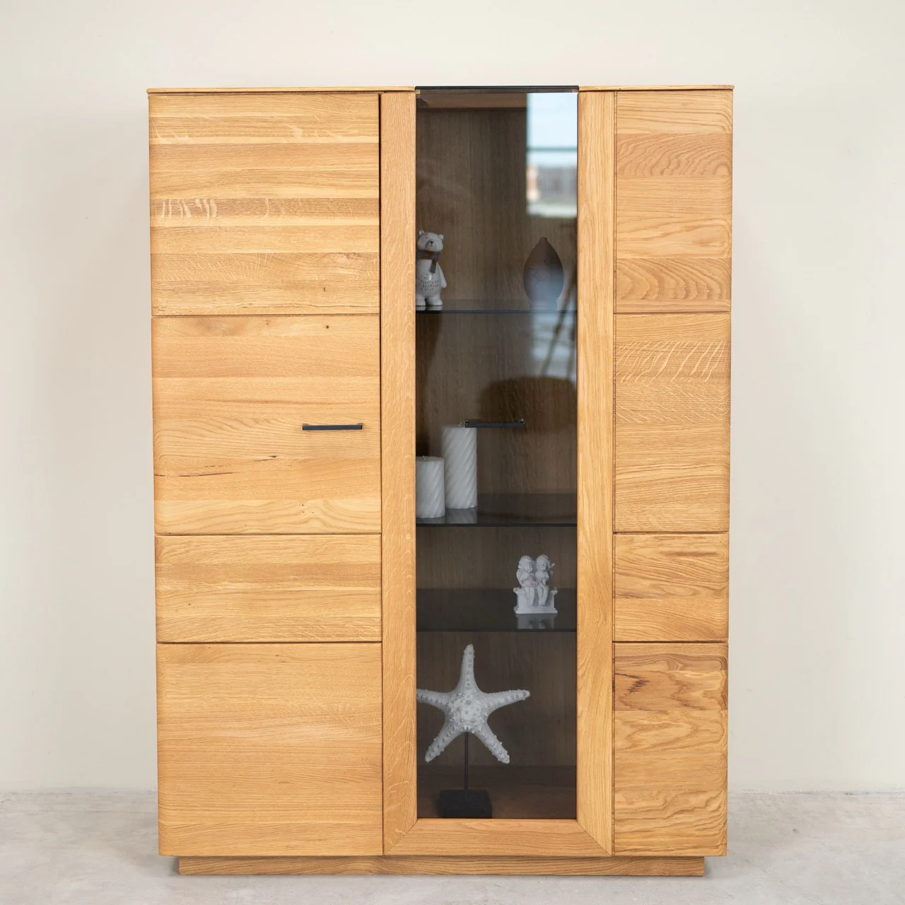 Vetrina in rovere massiccio Arvik | NordicStory - Image 9