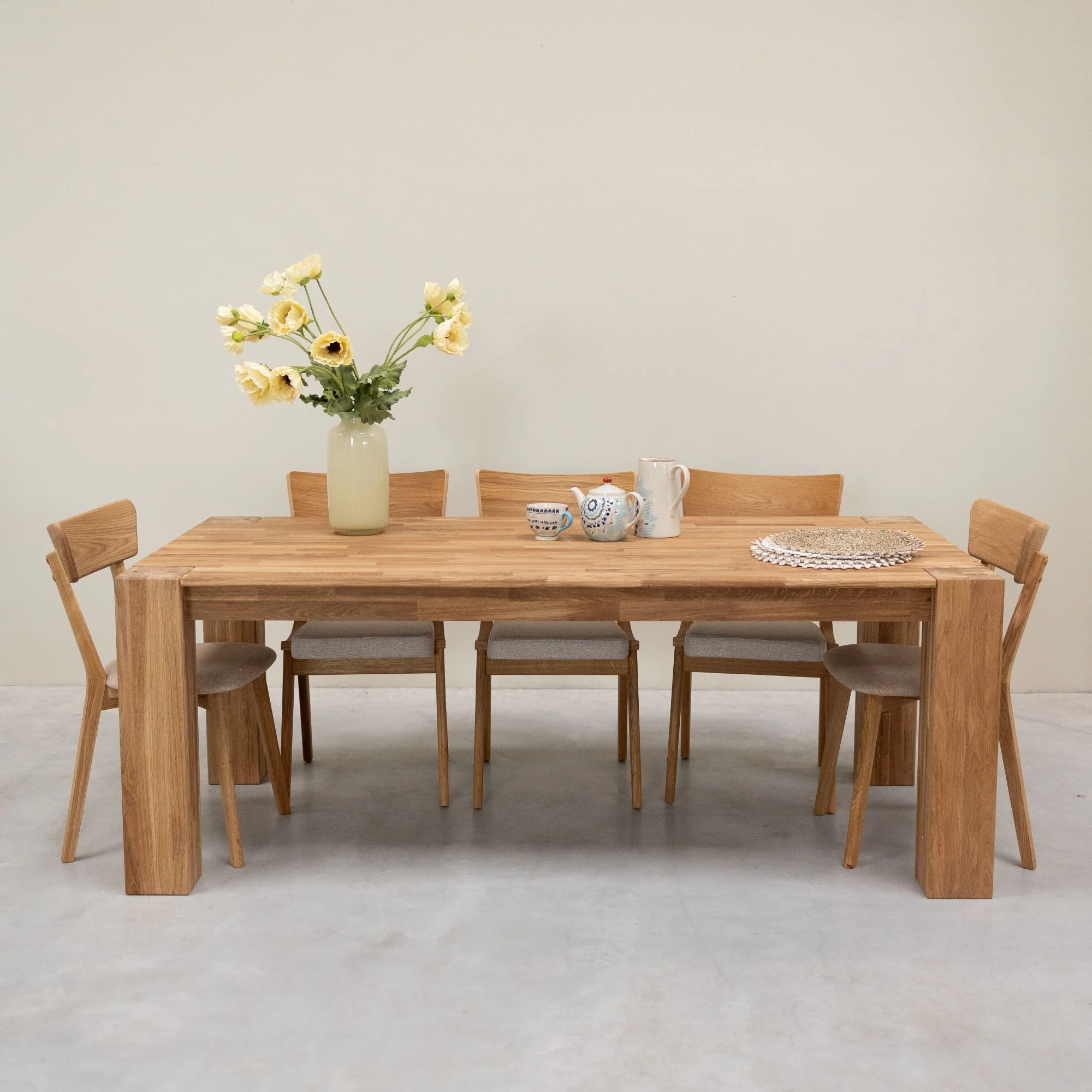 Tavolo da pranzo in rovere massello Mauritz 3 | NordicStory - Image 10