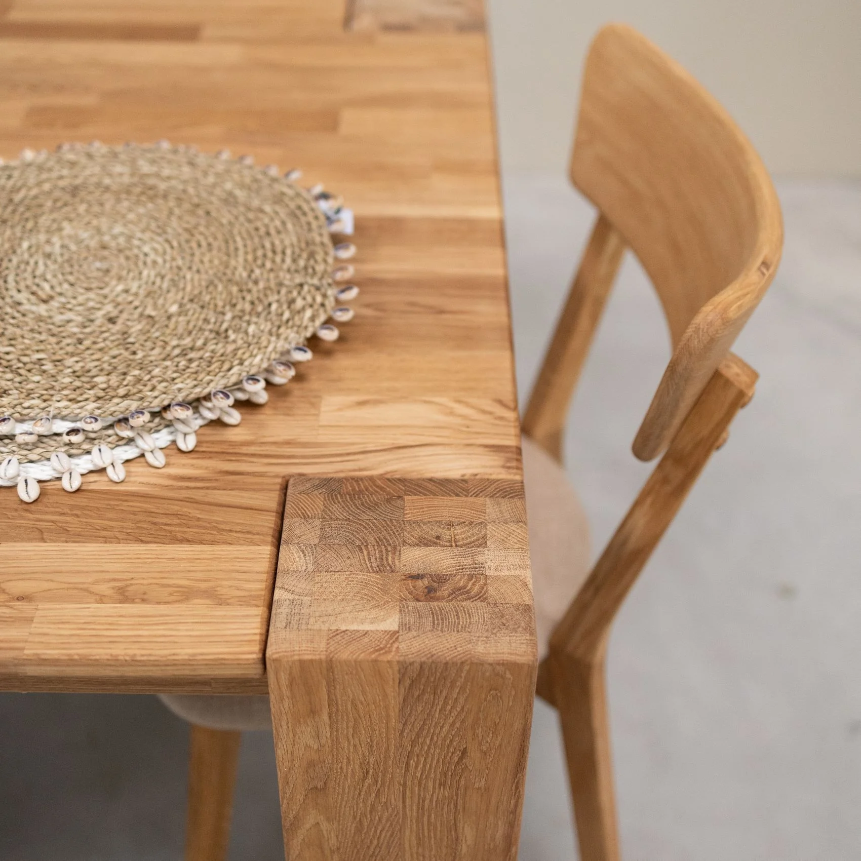 Tavolo da pranzo in rovere massello Mauritz 3 | NordicStory - Image 11