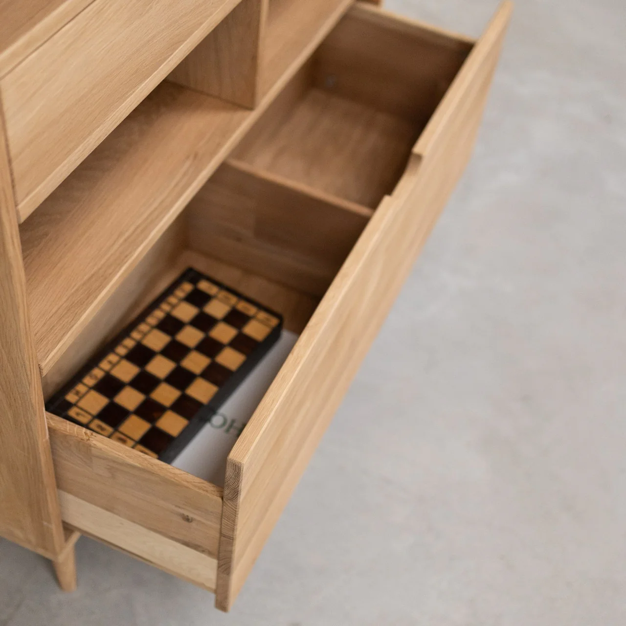 Libreria in rovere massiccio Escandi Atelier 3 | NordicStory - Image 6