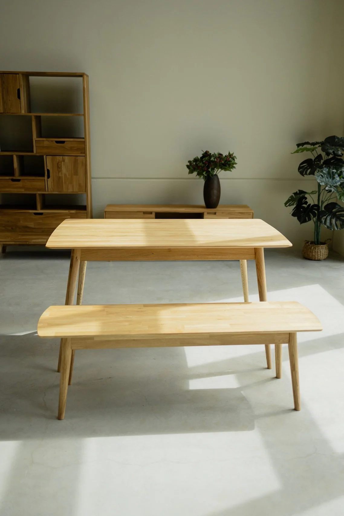 Tavolo da pranzo rettangolare in legno massello di rovere Escandi 1 | NordicStory - Image 10