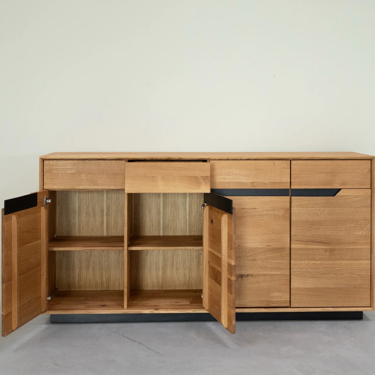Credenza in legno massello di rovere Bremen | NordicStory - Image 3