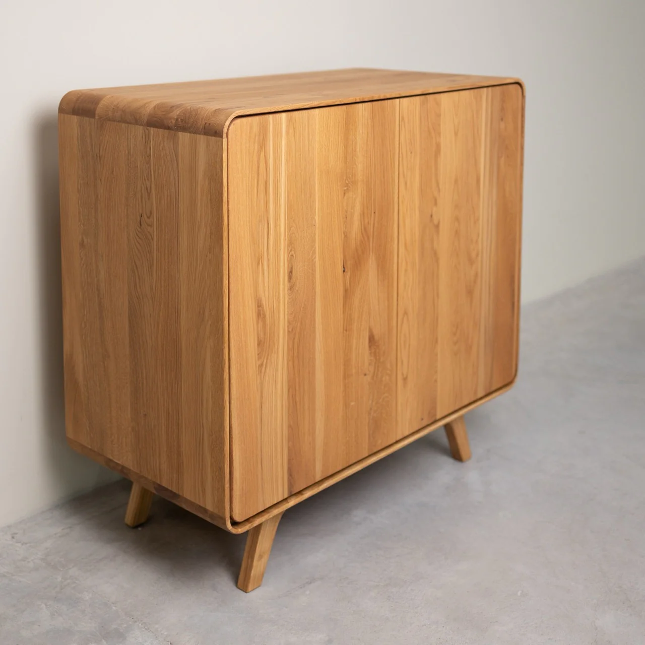 Credenza in legno massello di rovere Geneva 1 | NordicStory - Image 4