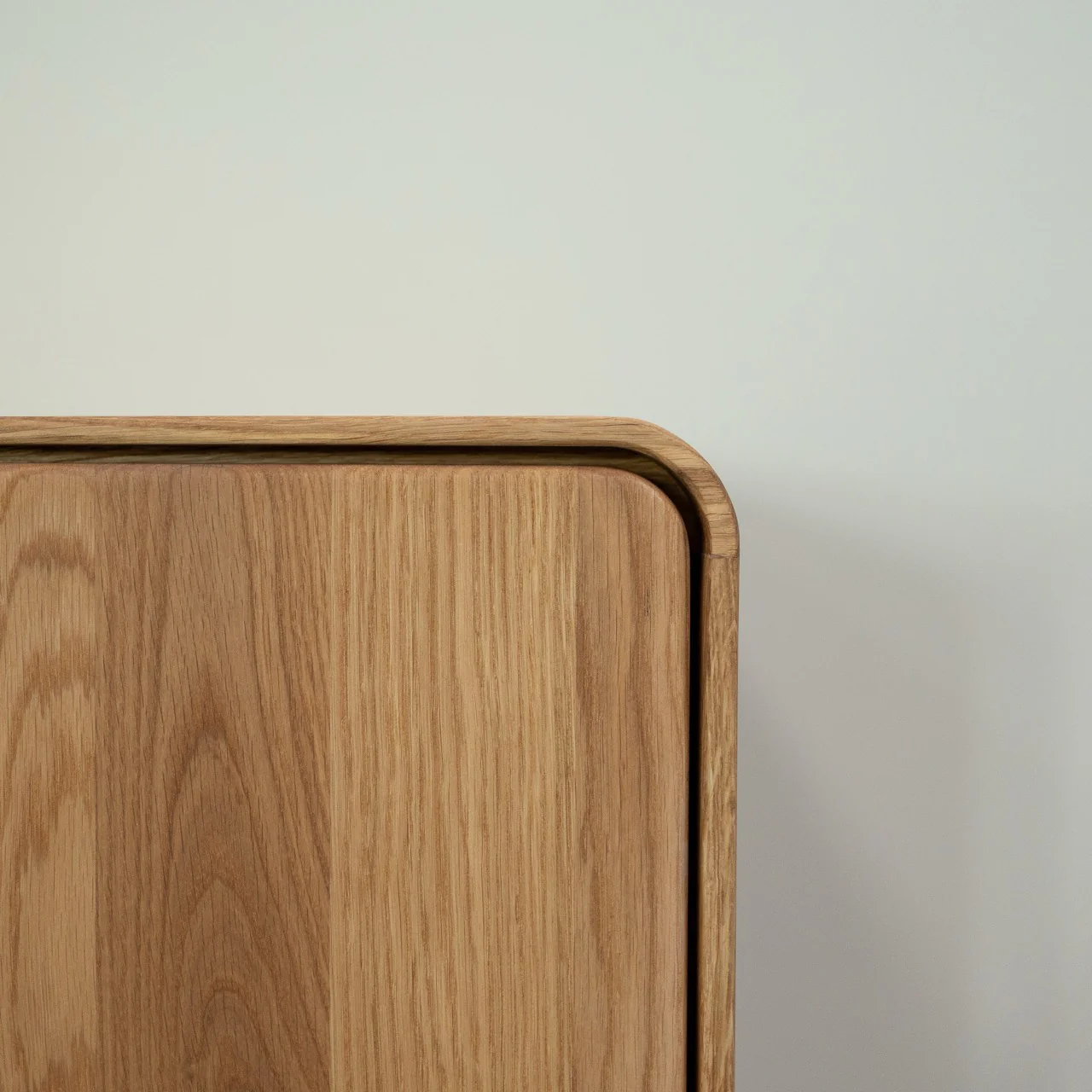 Credenza in legno massello di rovere Geneva 2 | NordicStory - Image 6