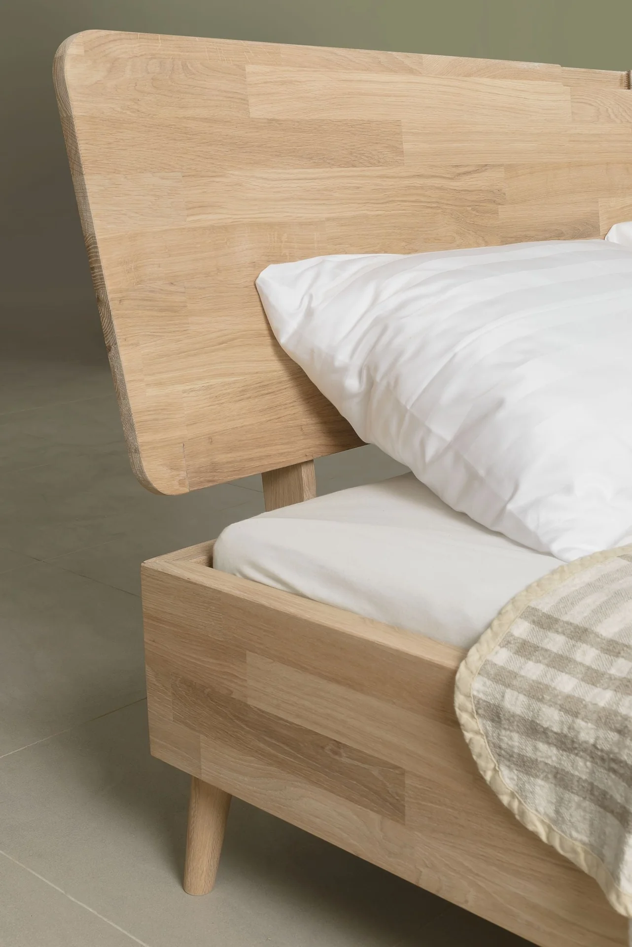 Letto in legno massello di rovere Escandi | NordicStory - Image 5