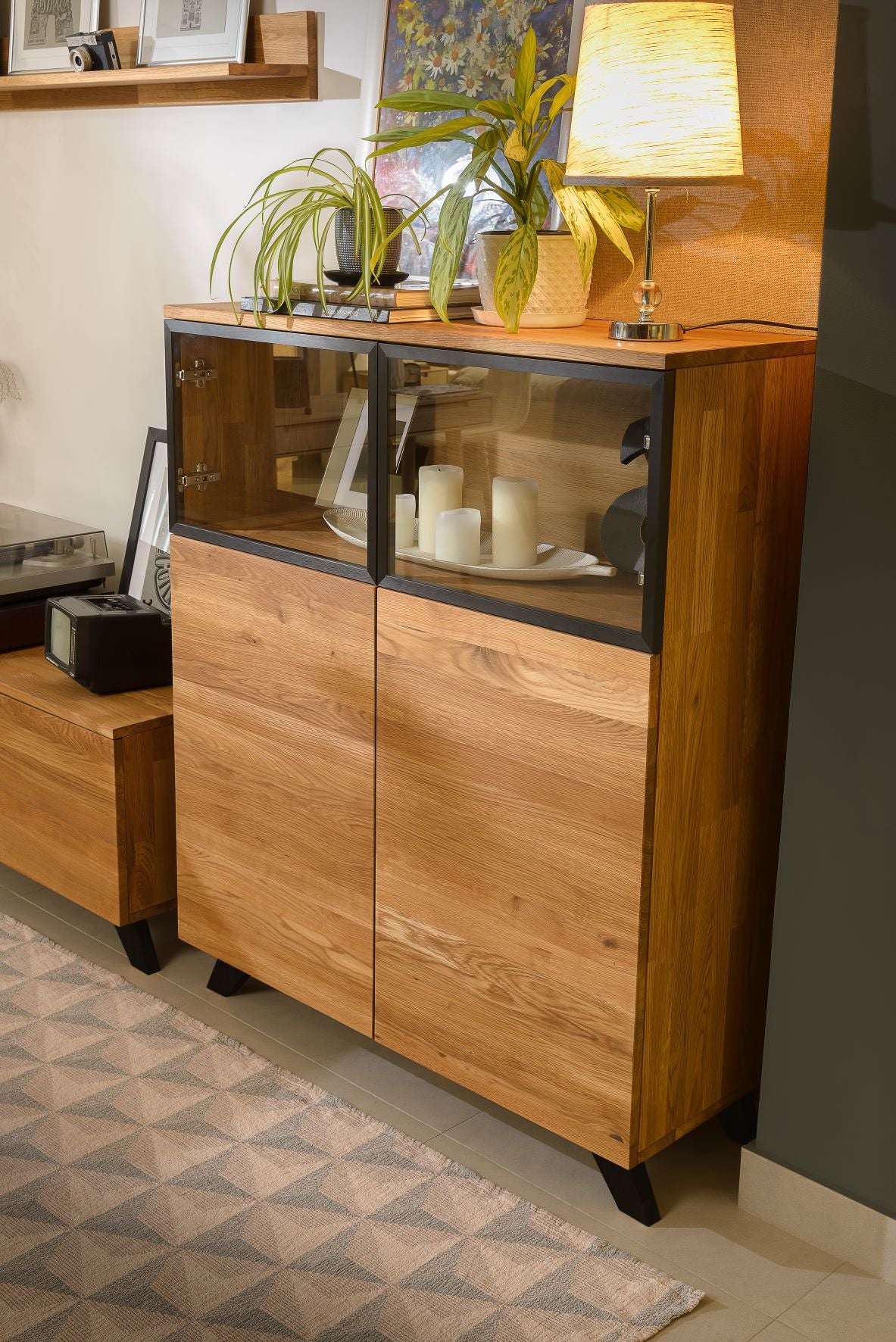 Comò in legno massello di rovere Moritz 1 | NordicStory - Image 3