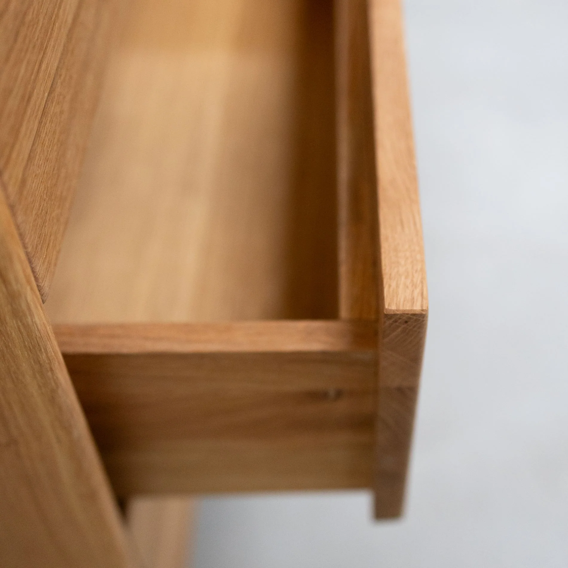 Comò in legno massello di rovere Geneva 2 | NordicStory - Image 6