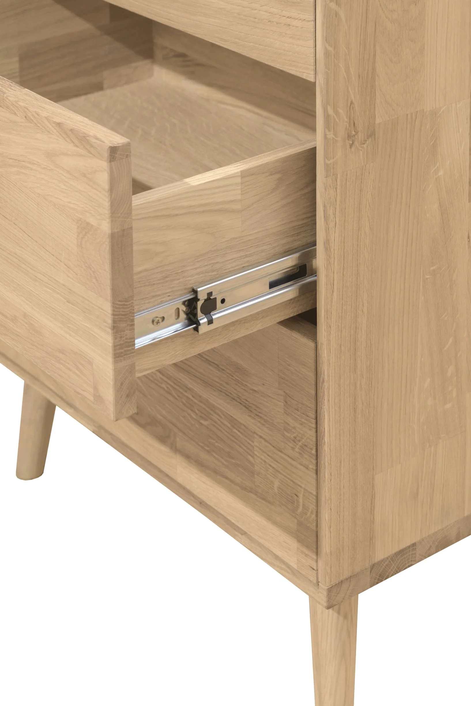 Comò alto in legno massello di rovere Escandi 6 | NordicStory - Image 6