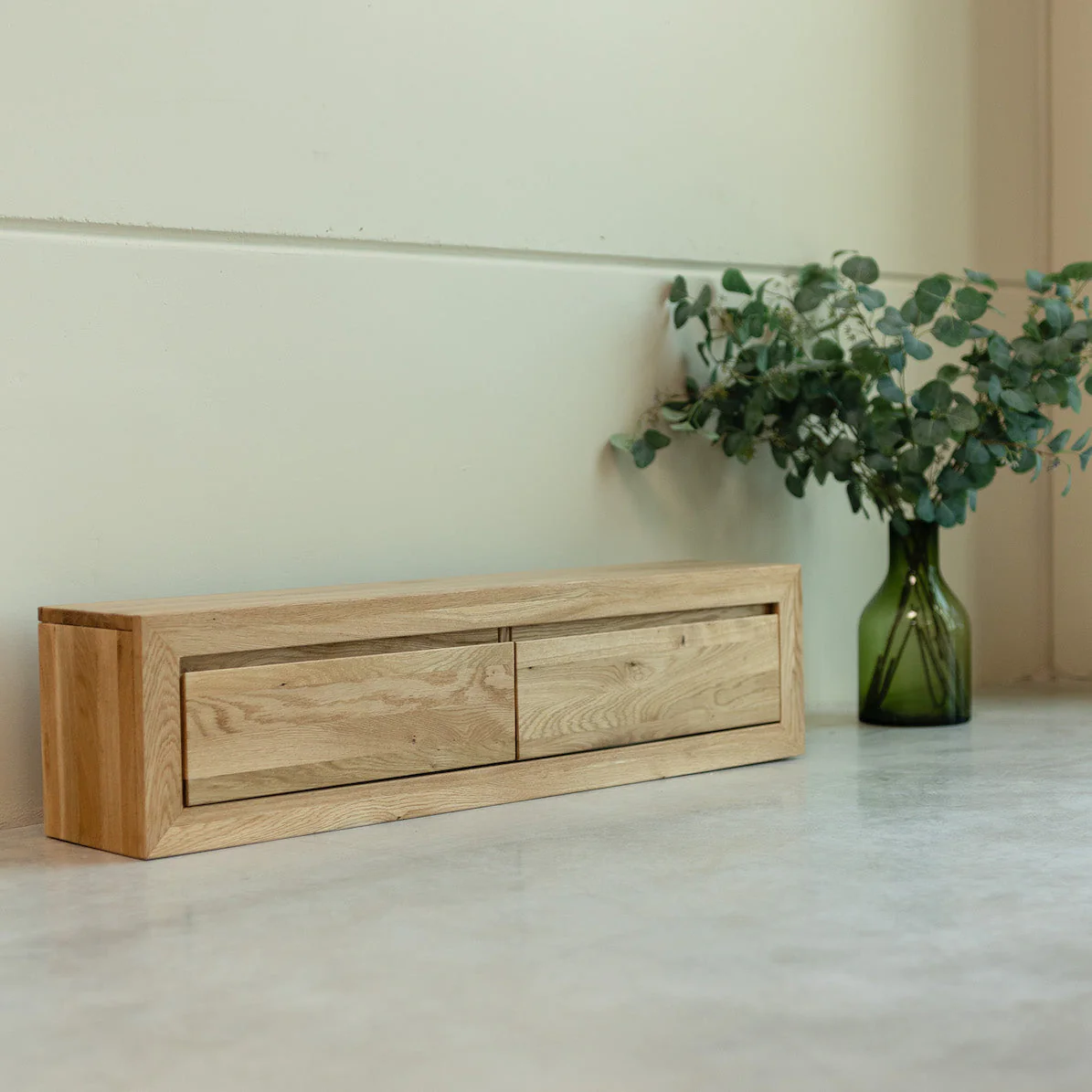 Consolle sospesa in legno massello di rovere Sven | NordicStory - Image 7