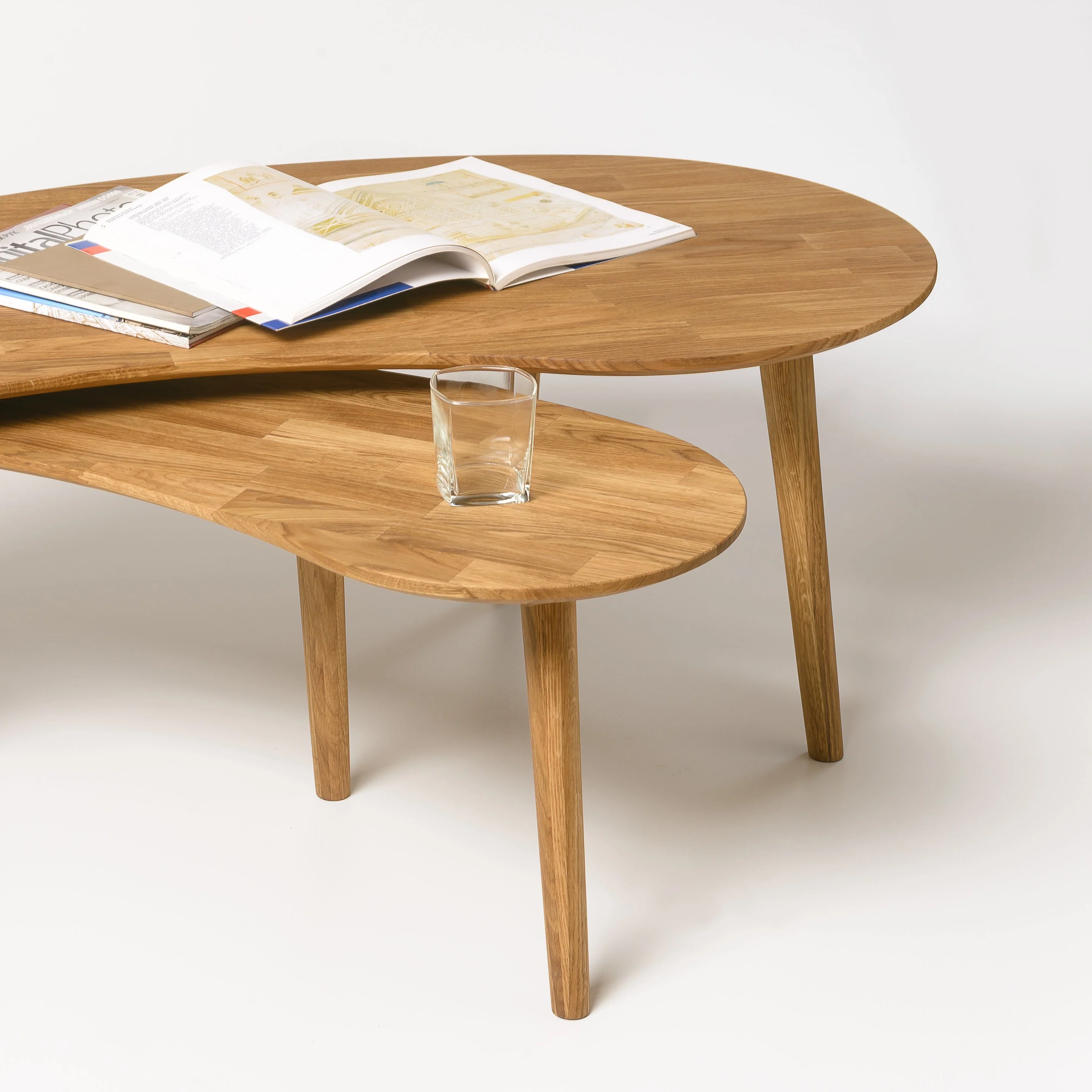 Tavolino impilabile in legno massello di rovere Escandi | NordicStory - Image 5