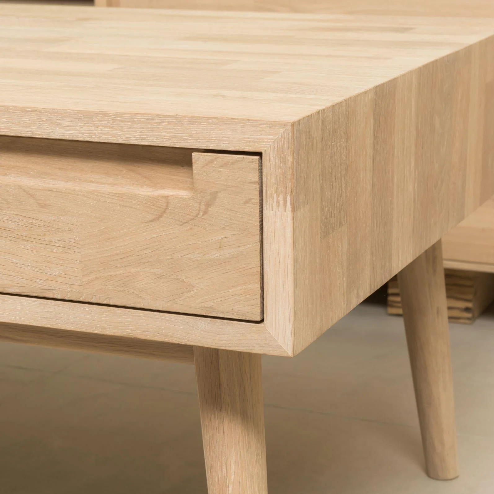 Tavolino in legno massello di rovere Escandi 8 | NordicStory - Image 11