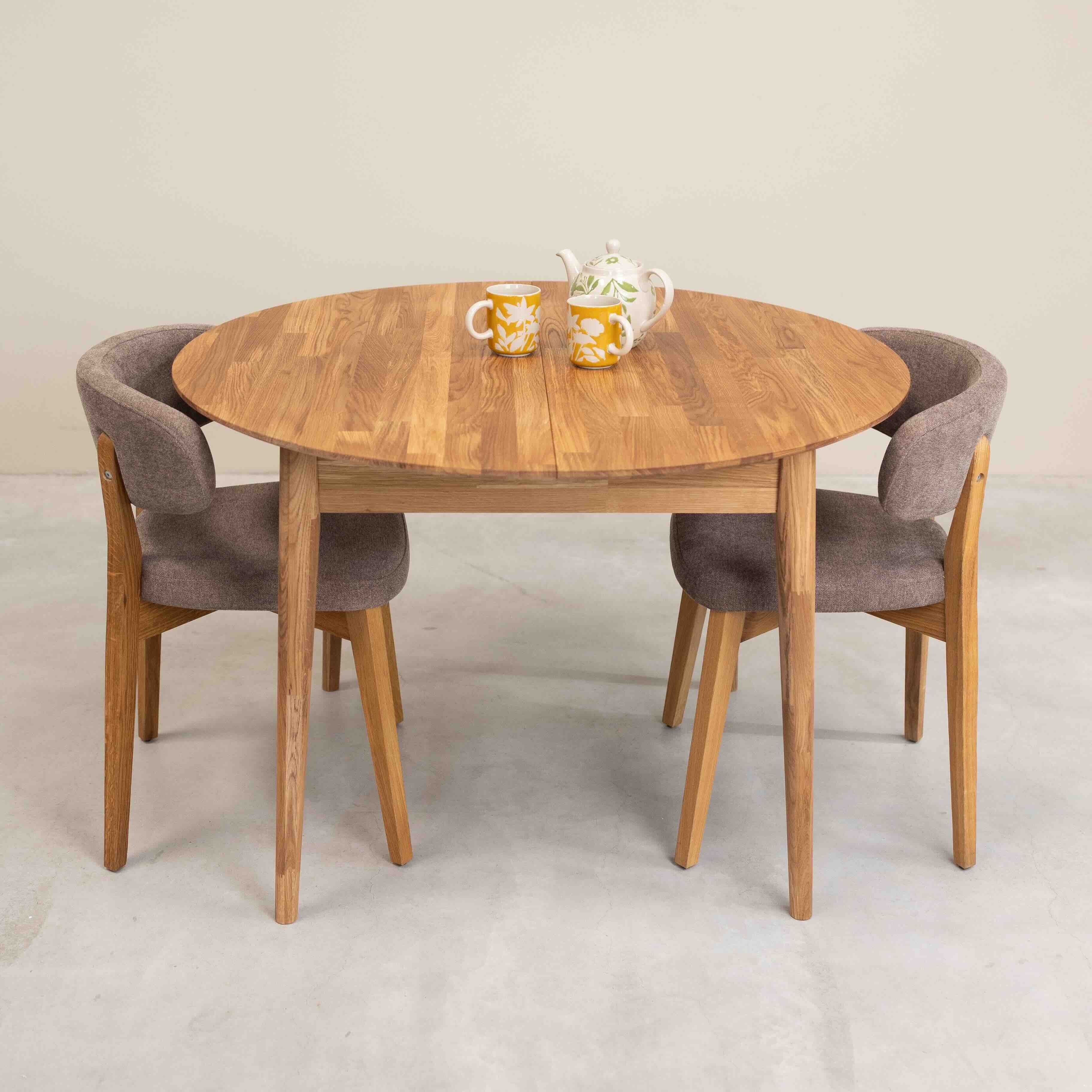Tavolo da pranzo rotondo ed estensibile in legno massello di rovere Escandi 5 | NordicStory - Image 13