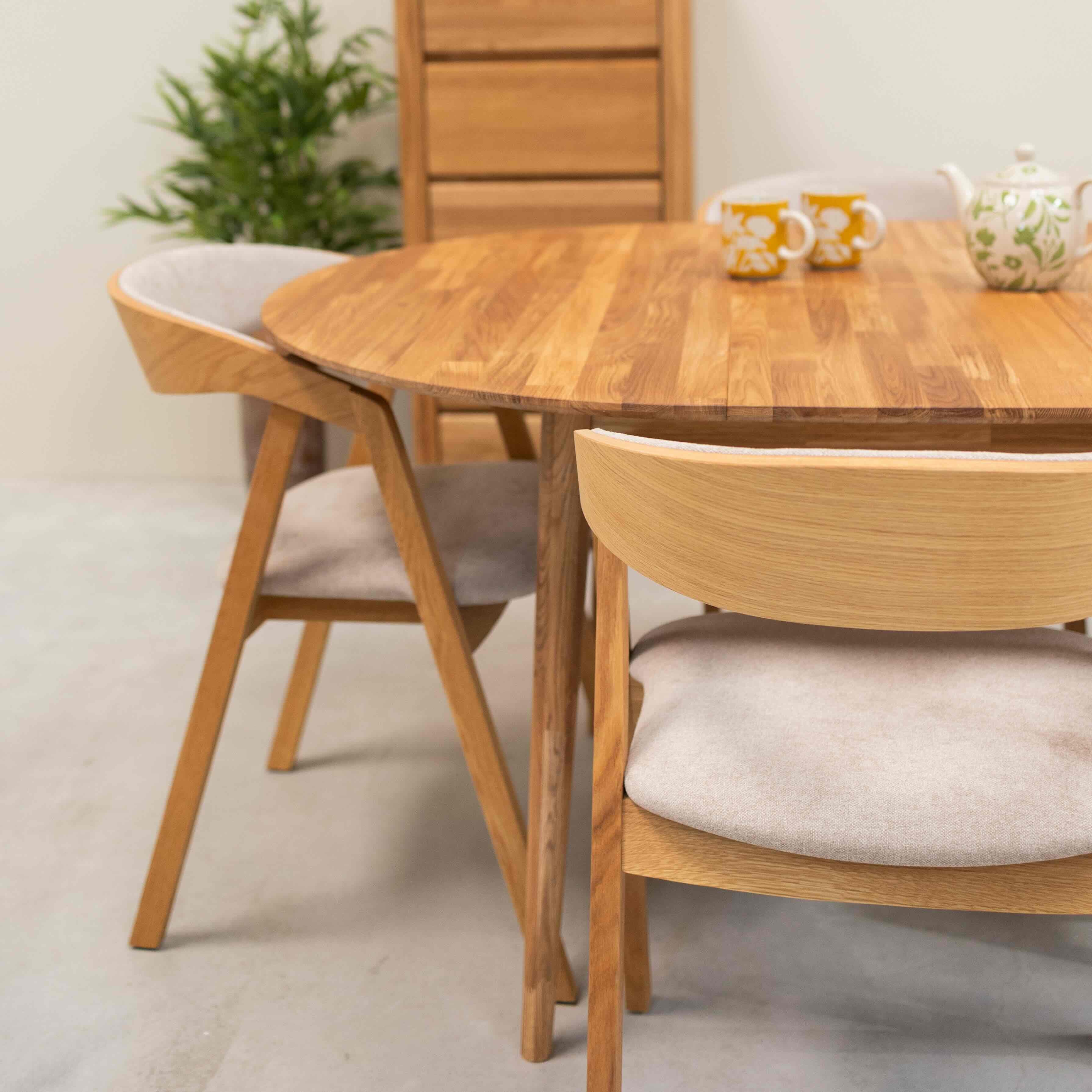 Tavolo da pranzo rotondo ed estensibile in legno massello di rovere Escandi 5 | NordicStory - Image 18