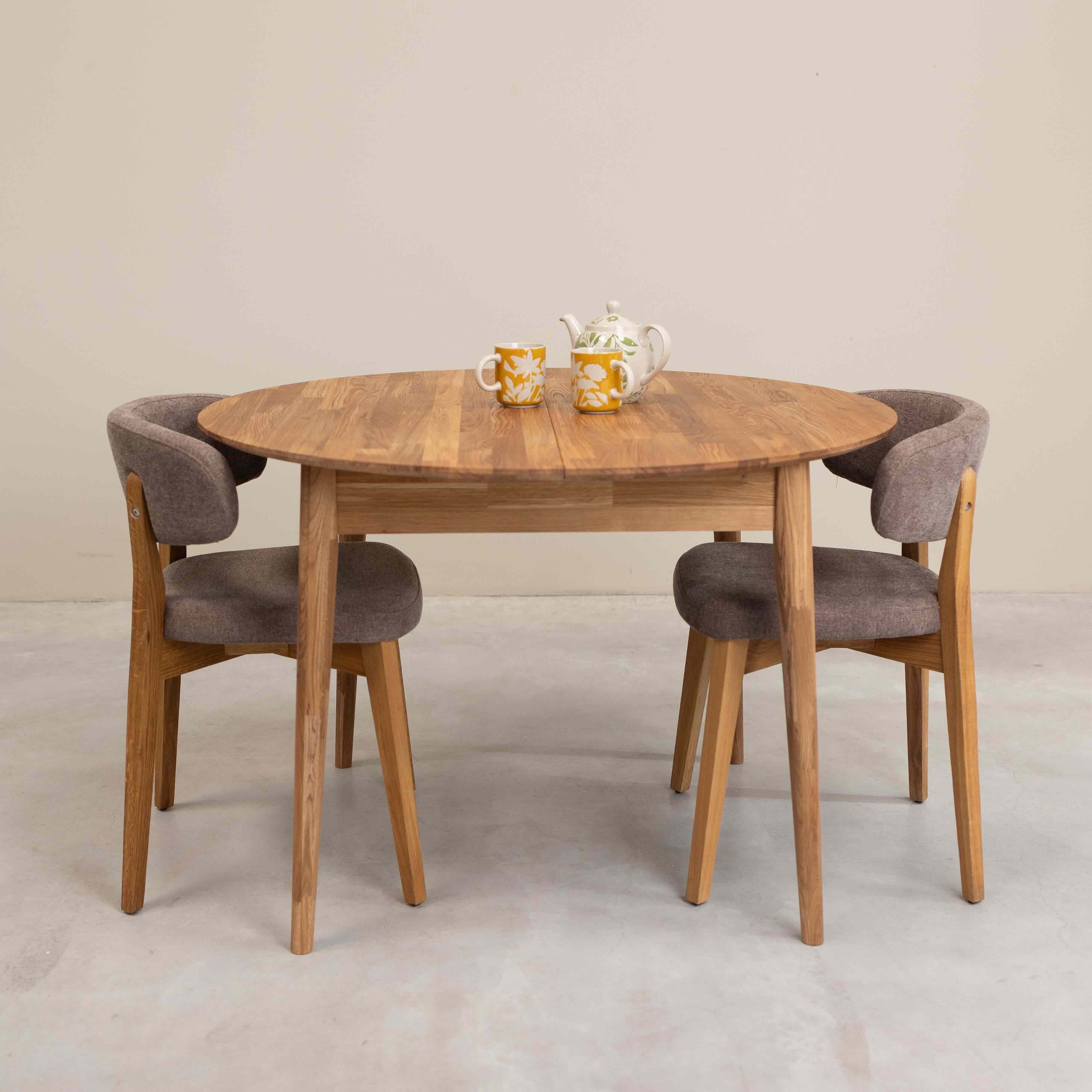Tavolo da pranzo rotondo ed estensibile in legno massello di rovere Escandi 5 | NordicStory - Image 6