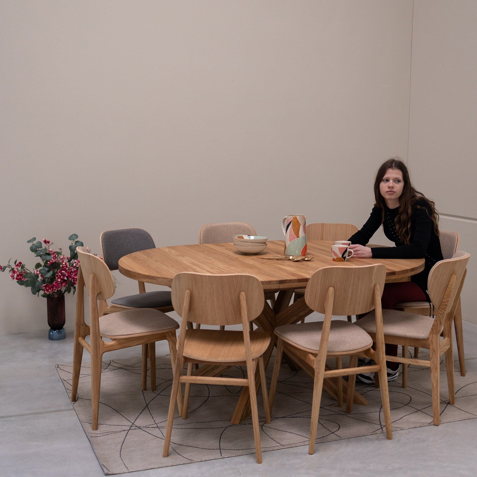 Tavolo da pranzo rotondo allungabile in rovere massiccio Holger | NordicStory - Image 13