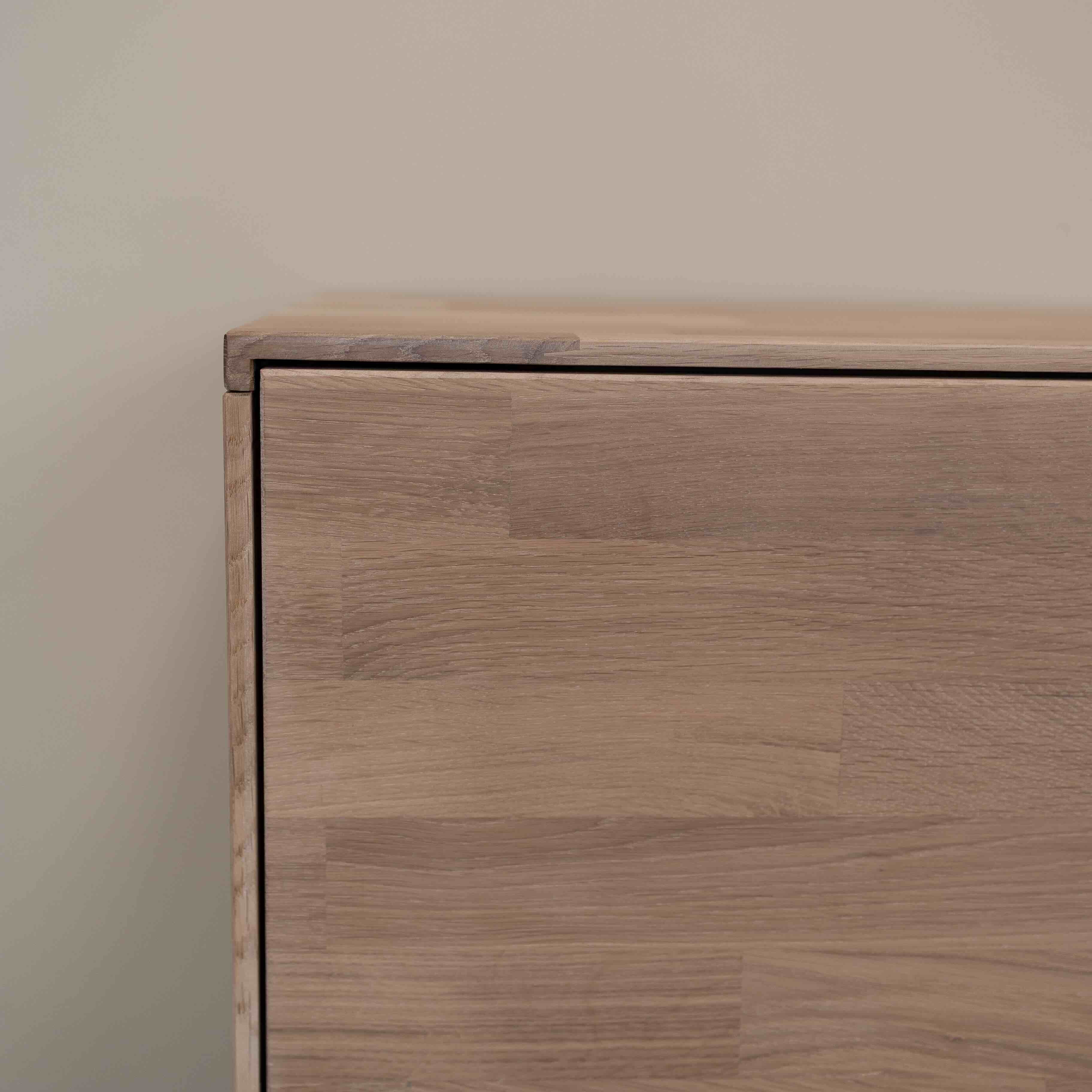 Porta TV in rovere massiccio Escandi | NordicStory - Image 10