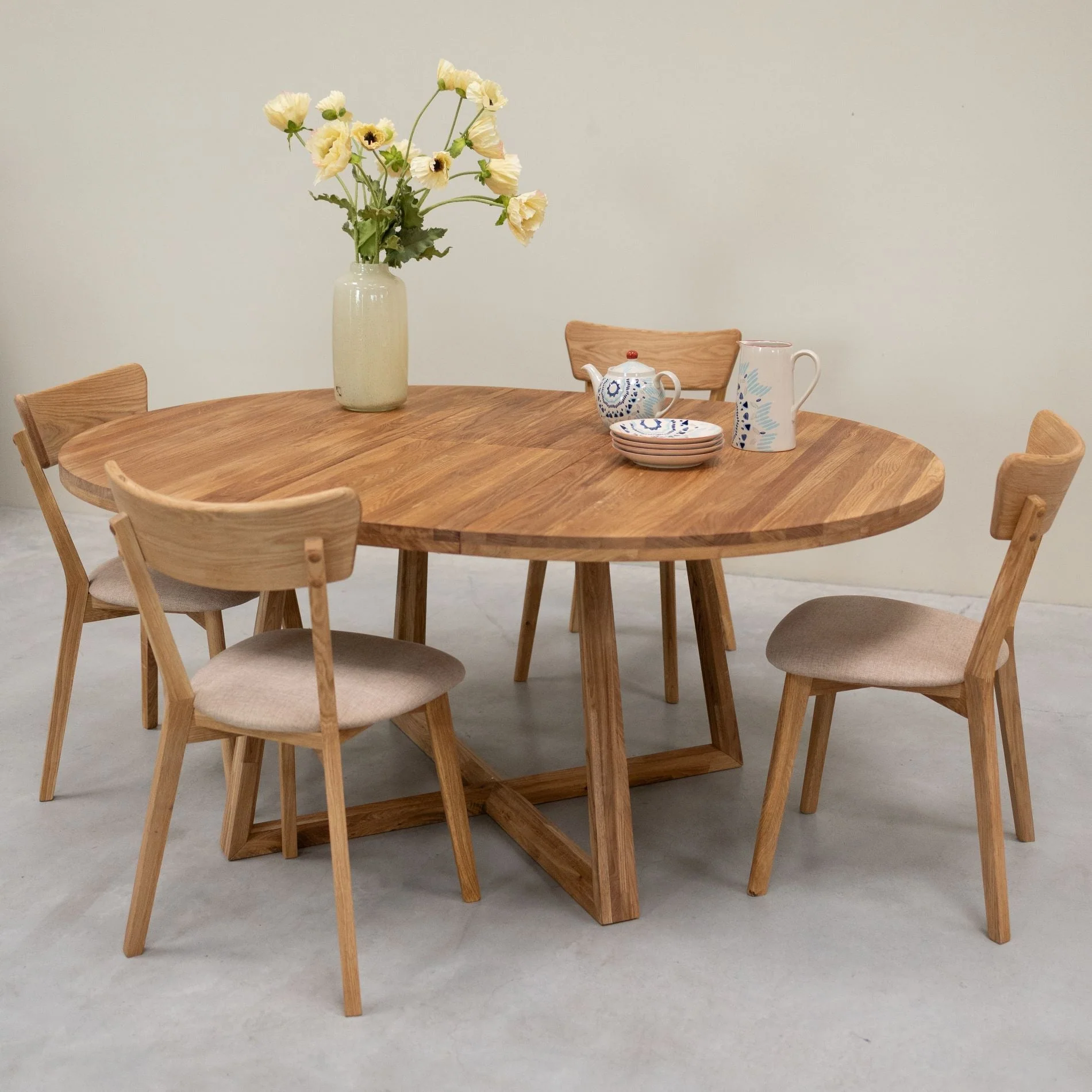 Confezione di 2 o 4 sedie da pranzo in rovere massiccio Diana Beige | NordicStory - Image 10