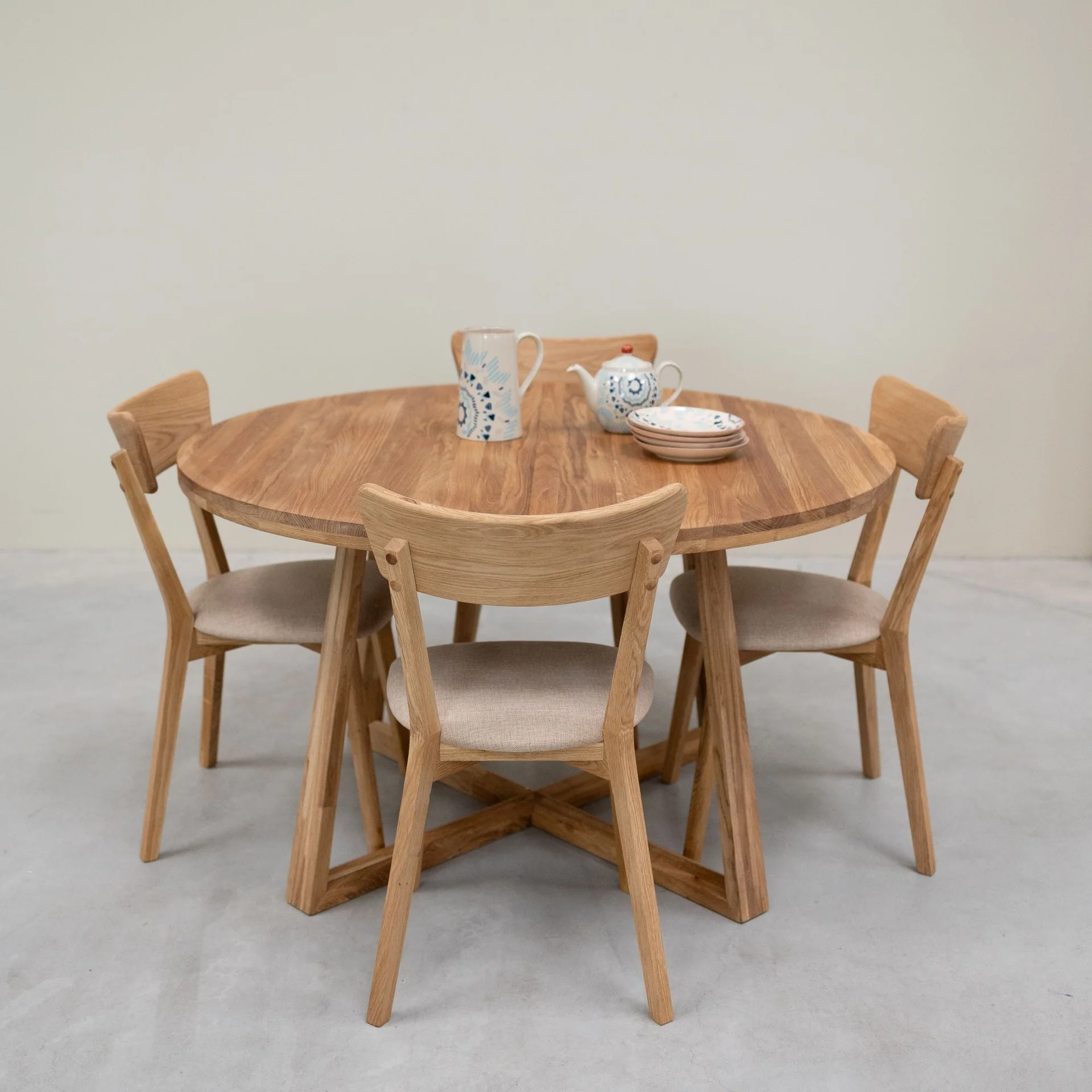 Confezione di 2 o 4 sedie da pranzo in rovere massiccio Diana Beige | NordicStory - Image 4