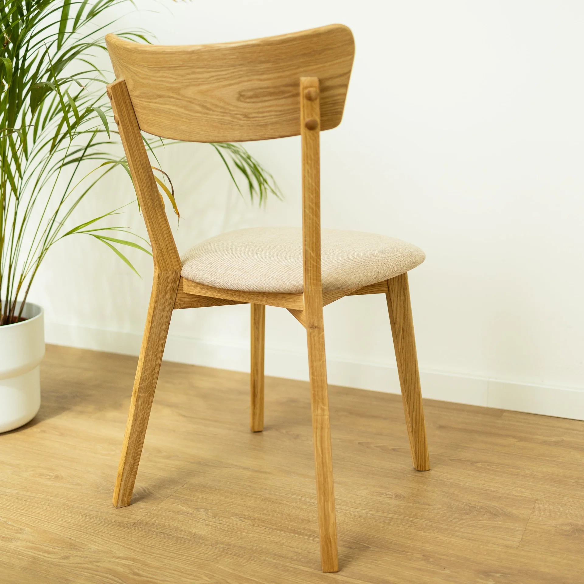 Confezione di 2 o 4 sedie da pranzo in rovere massiccio Diana Beige | NordicStory - Image 7