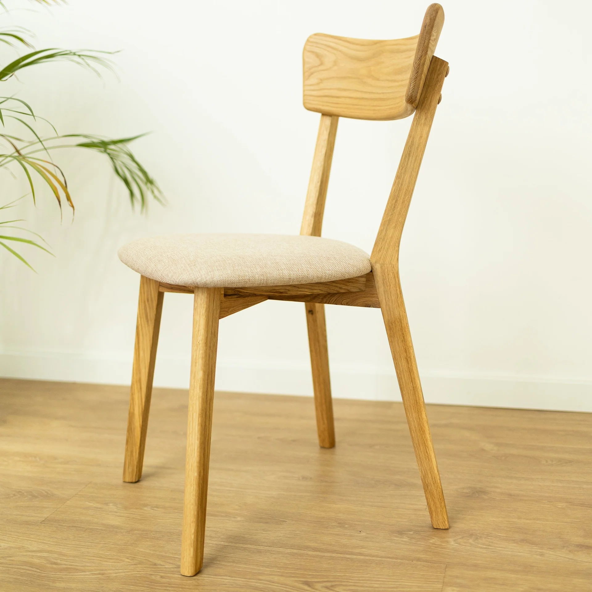 Confezione di 2 o 4 sedie da pranzo in rovere massiccio Diana Beige | NordicStory - Image 9