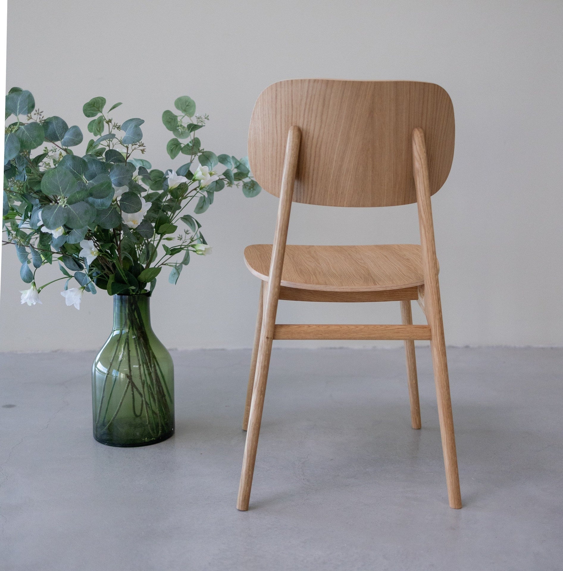 Confezione da 2 o 4 sedie da pranzo Varde, struttura in rovere massiccio | NordicStory - Image 10