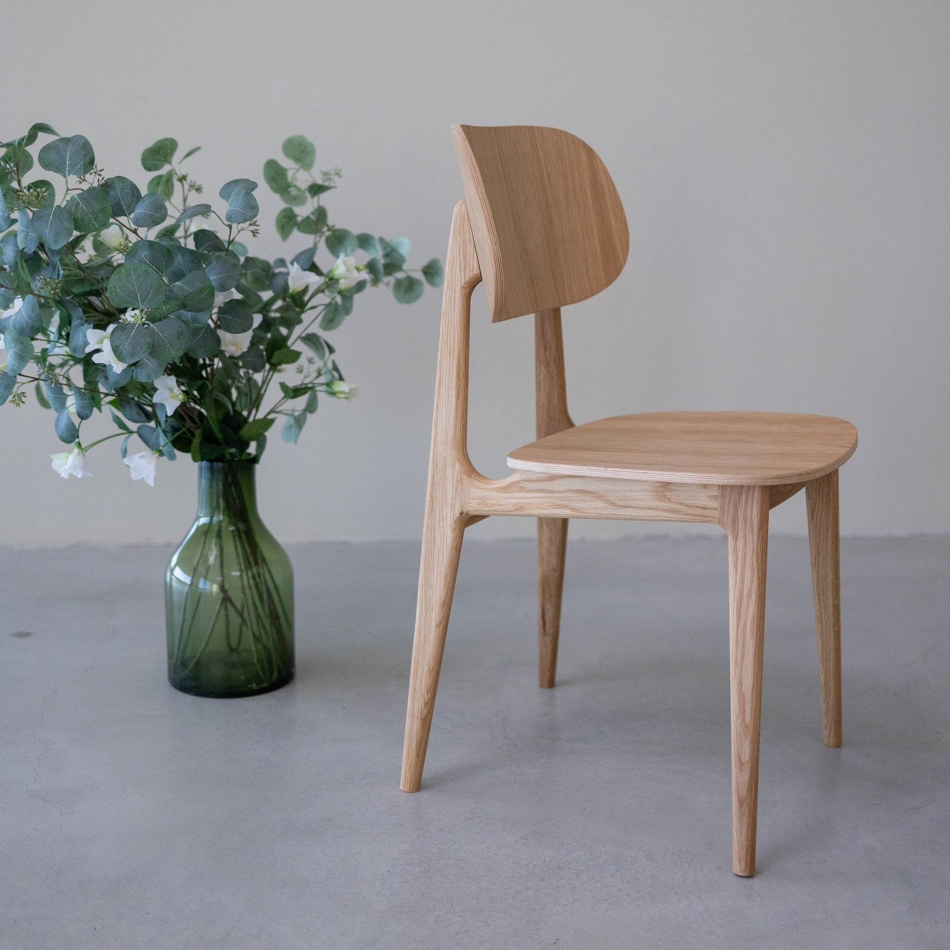 Confezione da 2 o 4 sedie da pranzo Varde, struttura in rovere massiccio | NordicStory - Image 11