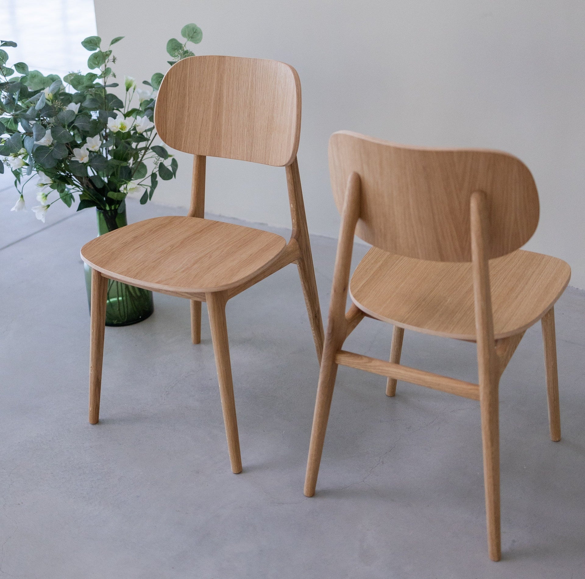 Confezione da 2 o 4 sedie da pranzo Varde, struttura in rovere massiccio | NordicStory - Image 7