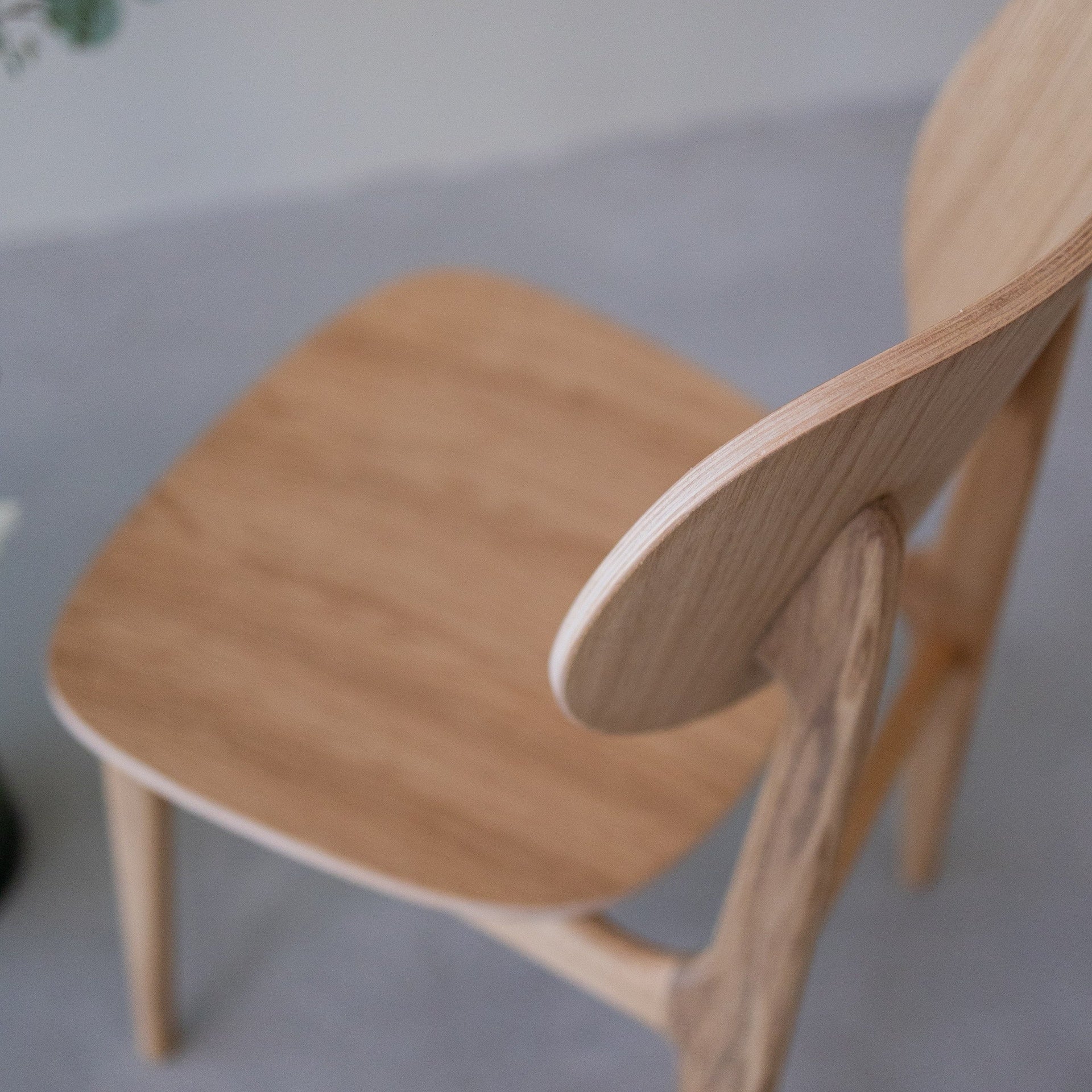 Confezione da 2 o 4 sedie da pranzo Varde, struttura in rovere massiccio | NordicStory - Image 8