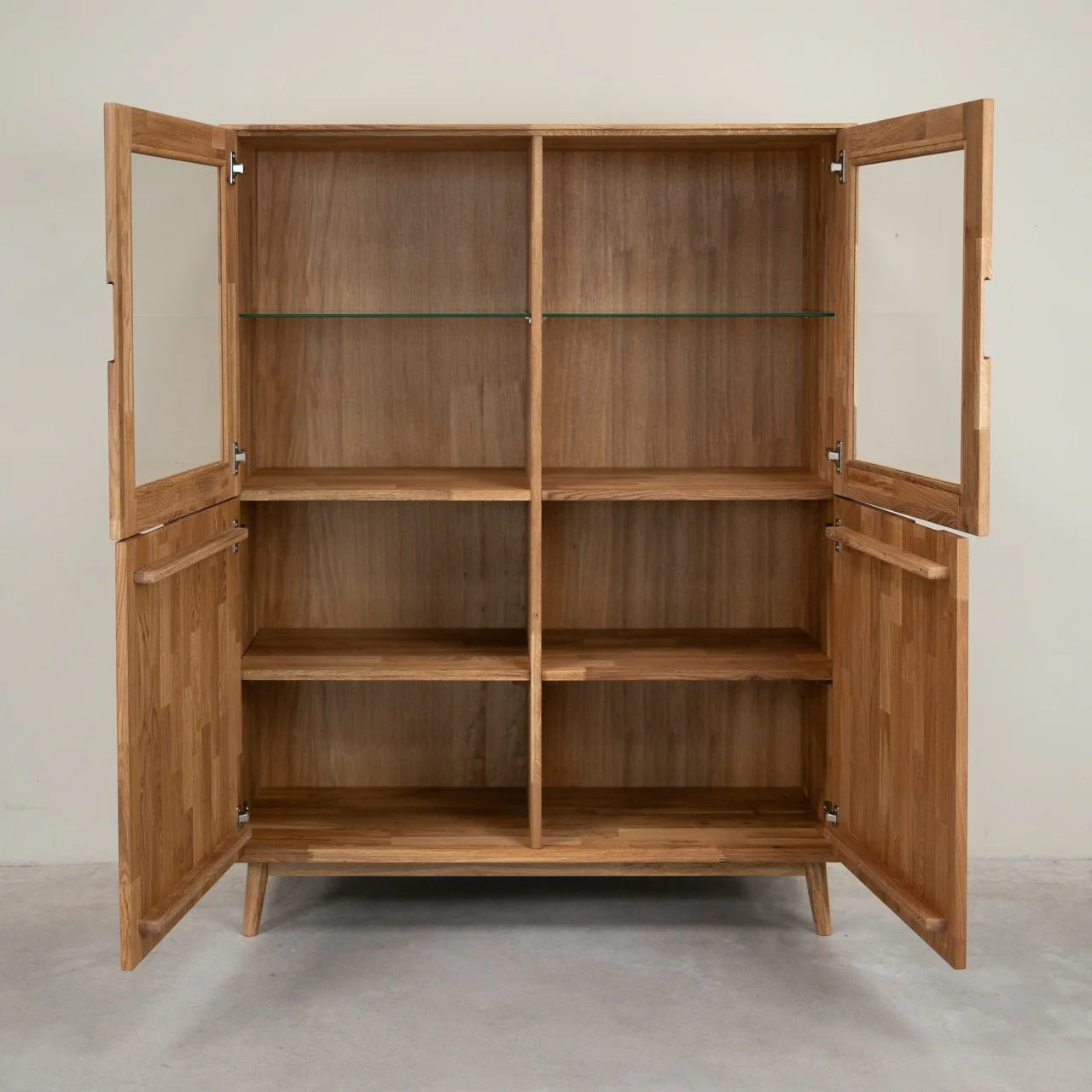 Armadio vetrina in legno massello di rovere Escandi 3 | NordicStory - Image 10